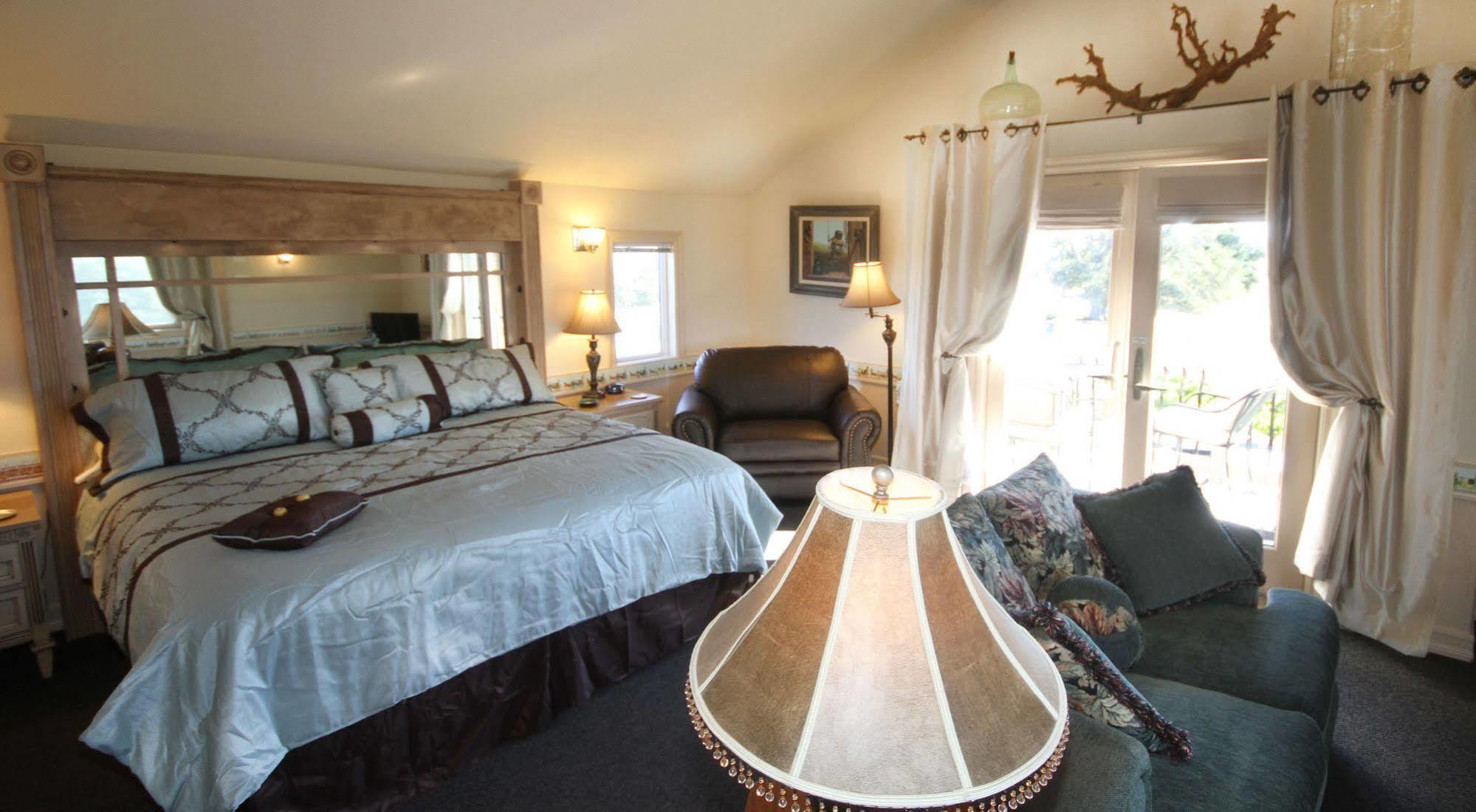 Hotel The Eden House Vineyard à Templeton Extérieur photo